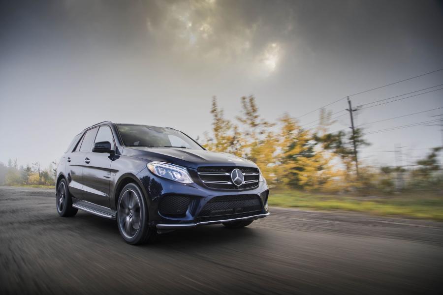  Mercedes-AMG GLE43 4Matic 2016 года  (NA) (фото 2 из 30)